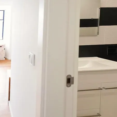 Intendente 3bedroom With Balcony Apartament