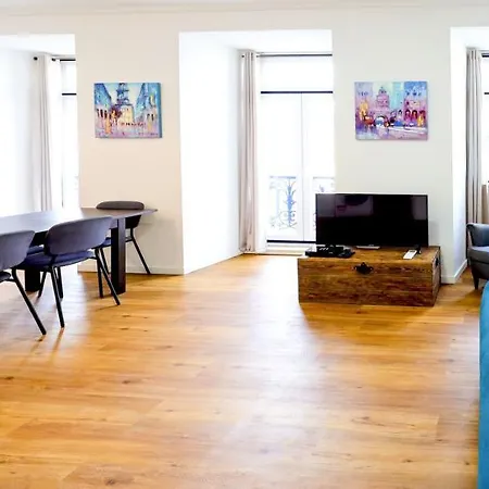 Apartment Intendente 3bedroom With Balcony Lisbon